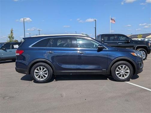 2018 Kia Sorento LX