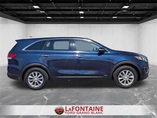 2018 Kia Sorento LX