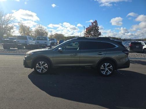 2021 Subaru Outback Touring XT