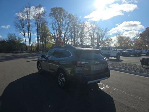 2021 Subaru Outback Touring XT