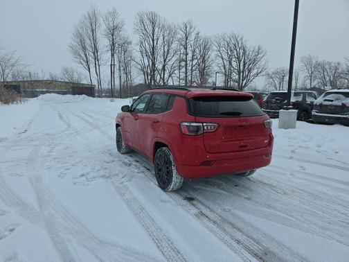 2023 Jeep Compass (RED) Edition 4x4
