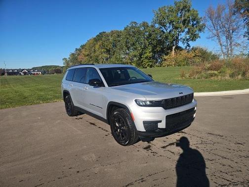 2024 Jeep Grand Cherokee L Altitude