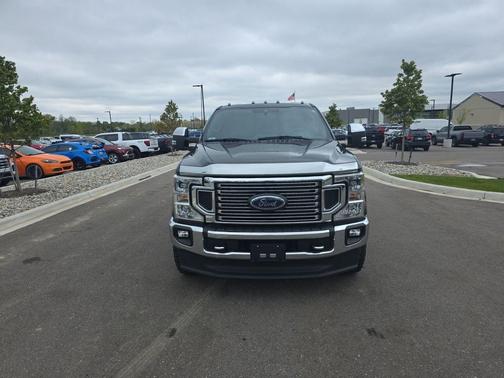 Black Metallic 2022 Ford F-350 Lariat