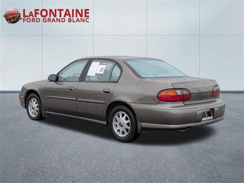 1999 Chevrolet Malibu Base