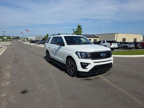 Star White Metallic Tri-Coat 2020 Ford Expedition Limited