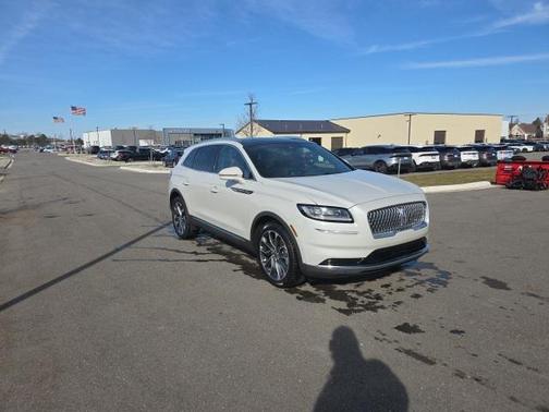 2022 Lincoln Nautilus Reserve