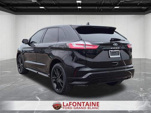 Agate Black Metallic 2022 Ford Edge ST Line