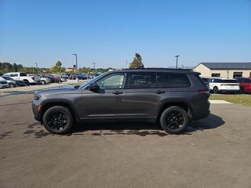 2024 Jeep Grand Cherokee L Altitude