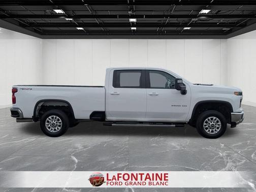 Summit White 2025 Chevrolet Silverado 2500 LT