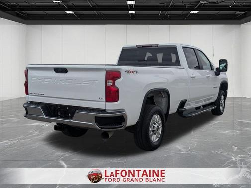 Summit White 2025 Chevrolet Silverado 2500 LT