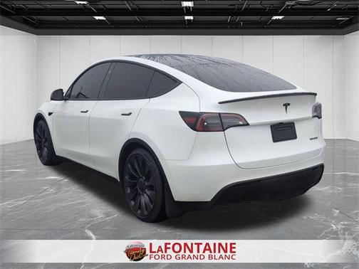 2024 Tesla Model Y Performance Dual Motor All-Wheel Drive