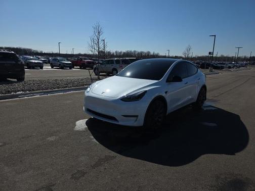 2024 Tesla Model Y Performance Dual Motor All-Wheel Drive