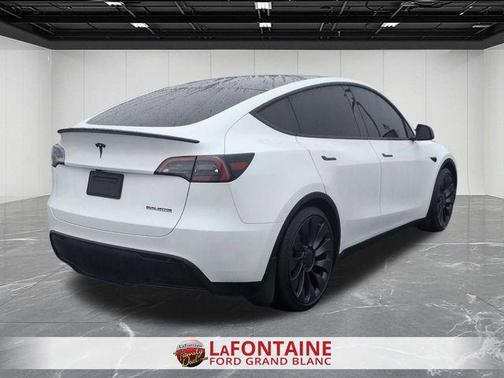 2024 Tesla Model Y Performance Dual Motor All-Wheel Drive