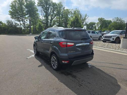 Smoke Metallic 2022 Ford EcoSport Titanium