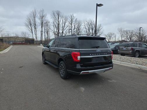 Agate Black Metallic 2024 Ford Expedition Max XLT