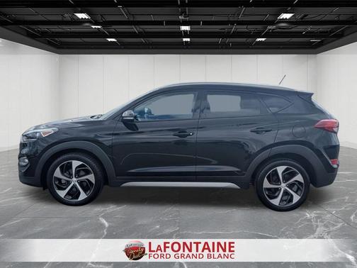 Black Noir Pearl 2017 Hyundai TUCSON Sport