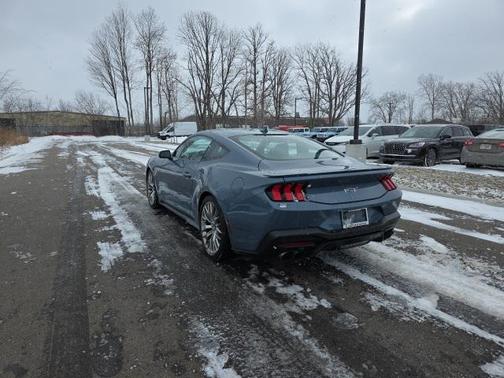 2024 Ford Mustang GT Premium