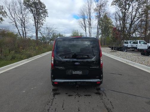 2020 Ford Transit Connect Titanium w/Rear Liftgate