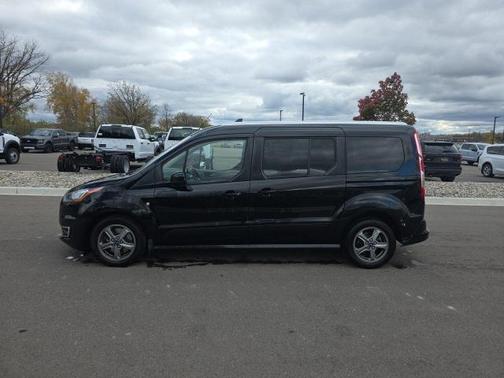 2020 Ford Transit Connect Titanium w/Rear Liftgate