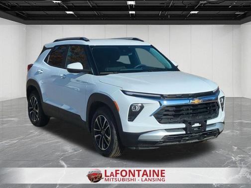 Summit White 2025 Chevrolet Trailblazer LT