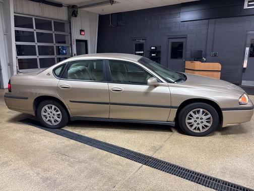 2004 Chevrolet Impala Base