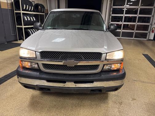 2004 Chevrolet Silverado 1500 LS Extended Cab