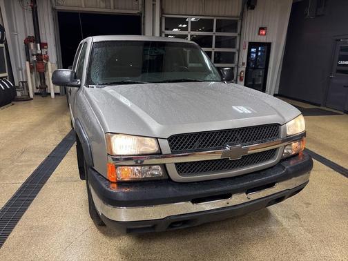 2004 Chevrolet Silverado 1500 LS Extended Cab
