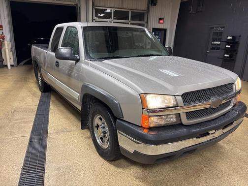 2004 Chevrolet Silverado 1500 LS Extended Cab