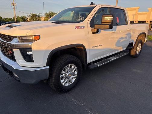 Summit White 2023 Chevrolet Silverado 2500 LT