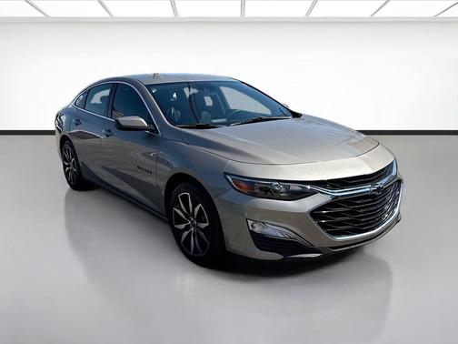 2025 Chevrolet Malibu FWD RS