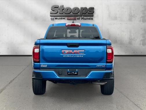 2023 GMC Canyon Base