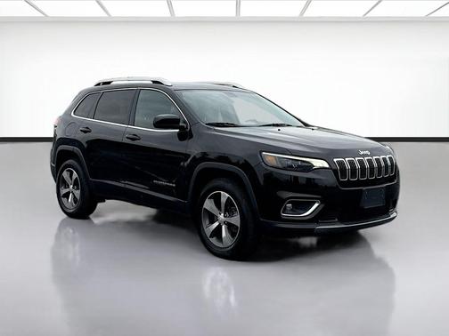 Diamond Black Crystal Pearlcoat 2020 Jeep Cherokee Limited