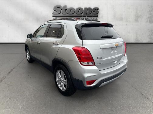 Silver Ice Metallic 2020 Chevrolet Trax LT
