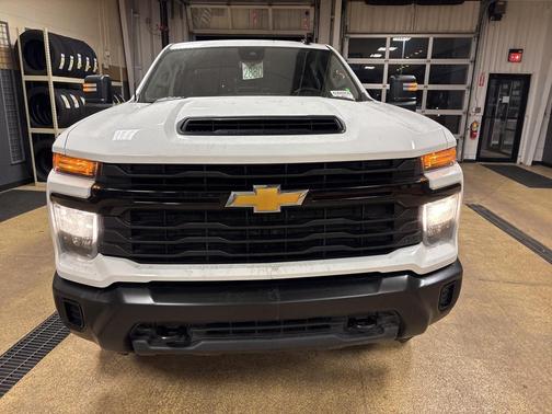 2024 Chevrolet Silverado 3500 WT