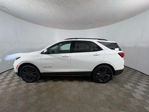 Summit White 2022 Chevrolet Equinox AWD RS