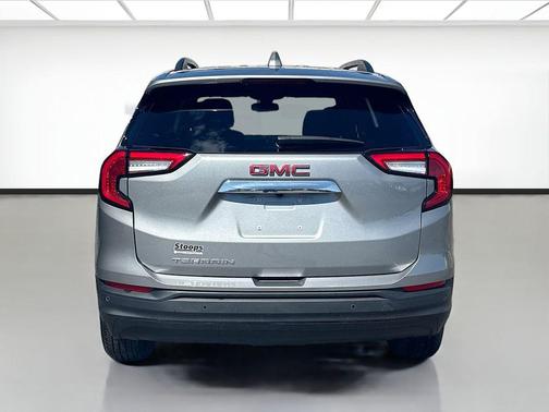 Sterling Metallic 2024 GMC Terrain SLE
