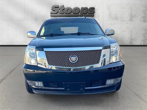 2011 Cadillac Escalade Luxury