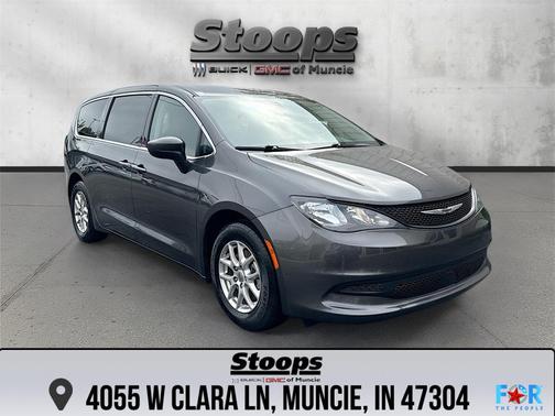 2022 Chrysler Voyager LX