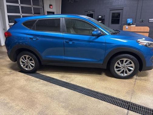 2018 Hyundai TUCSON SE