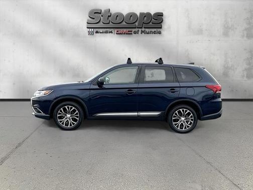 2017 Mitsubishi Outlander ES