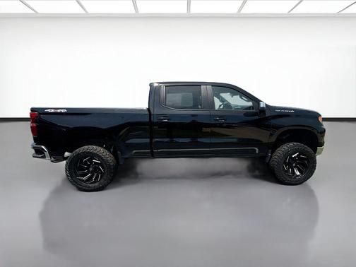Black 2025 Chevrolet Silverado 1500 LT