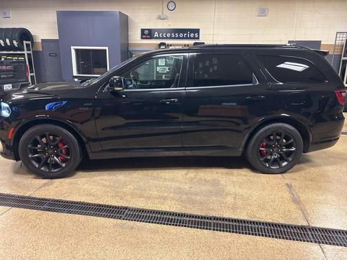 DB Black Crystal Clearcoat 2023 Dodge Durango SRT 392 Premium AWD