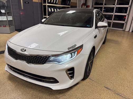 2016 Kia Optima SX Turbo