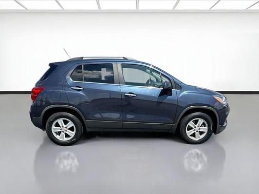 Storm Blue Metallic 2018 Chevrolet Trax LT