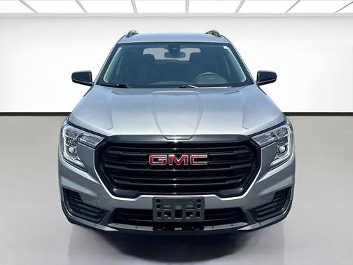 Sterling Metallic 2024 GMC Terrain SLE