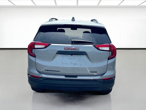 Sterling Metallic 2024 GMC Terrain SLE