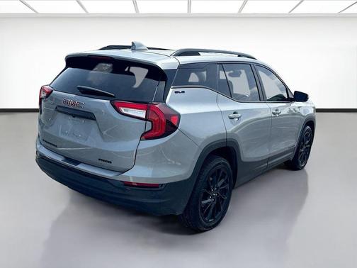 Sterling Metallic 2024 GMC Terrain SLE