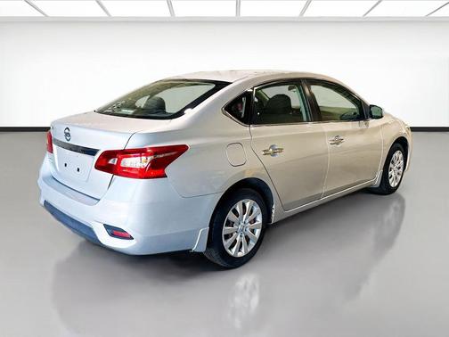 Brilliant Silver Metallic 2019 Nissan Sentra S