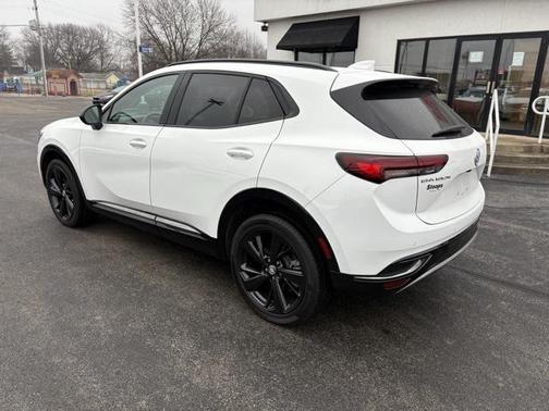 2022 Buick Envision FWD Essence