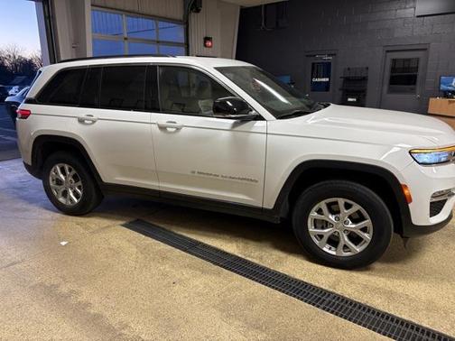 2023 Jeep Grand Cherokee Limited X